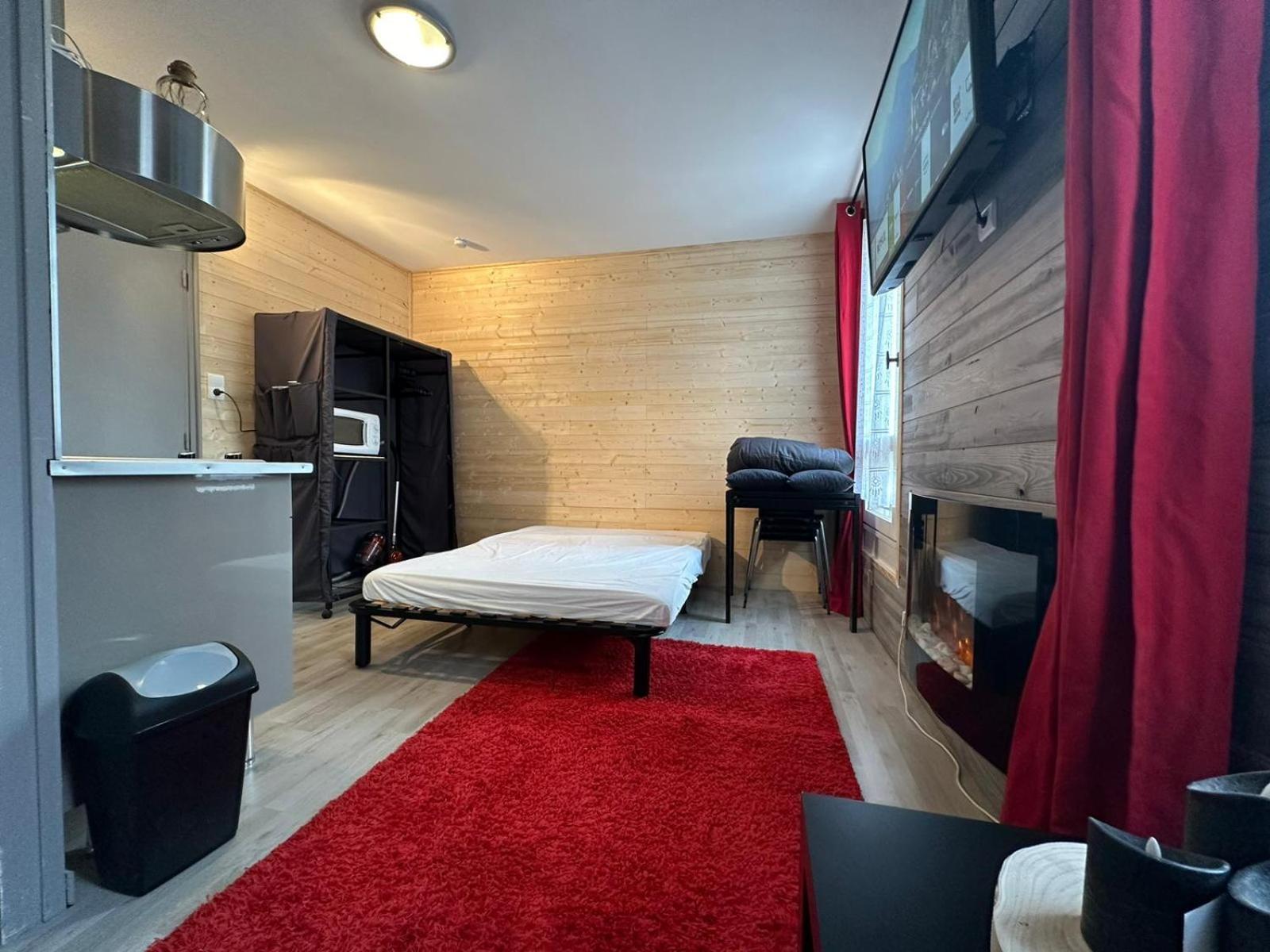 Le Chaleureux Cocon Rouge Apartamento Ustou Exterior foto