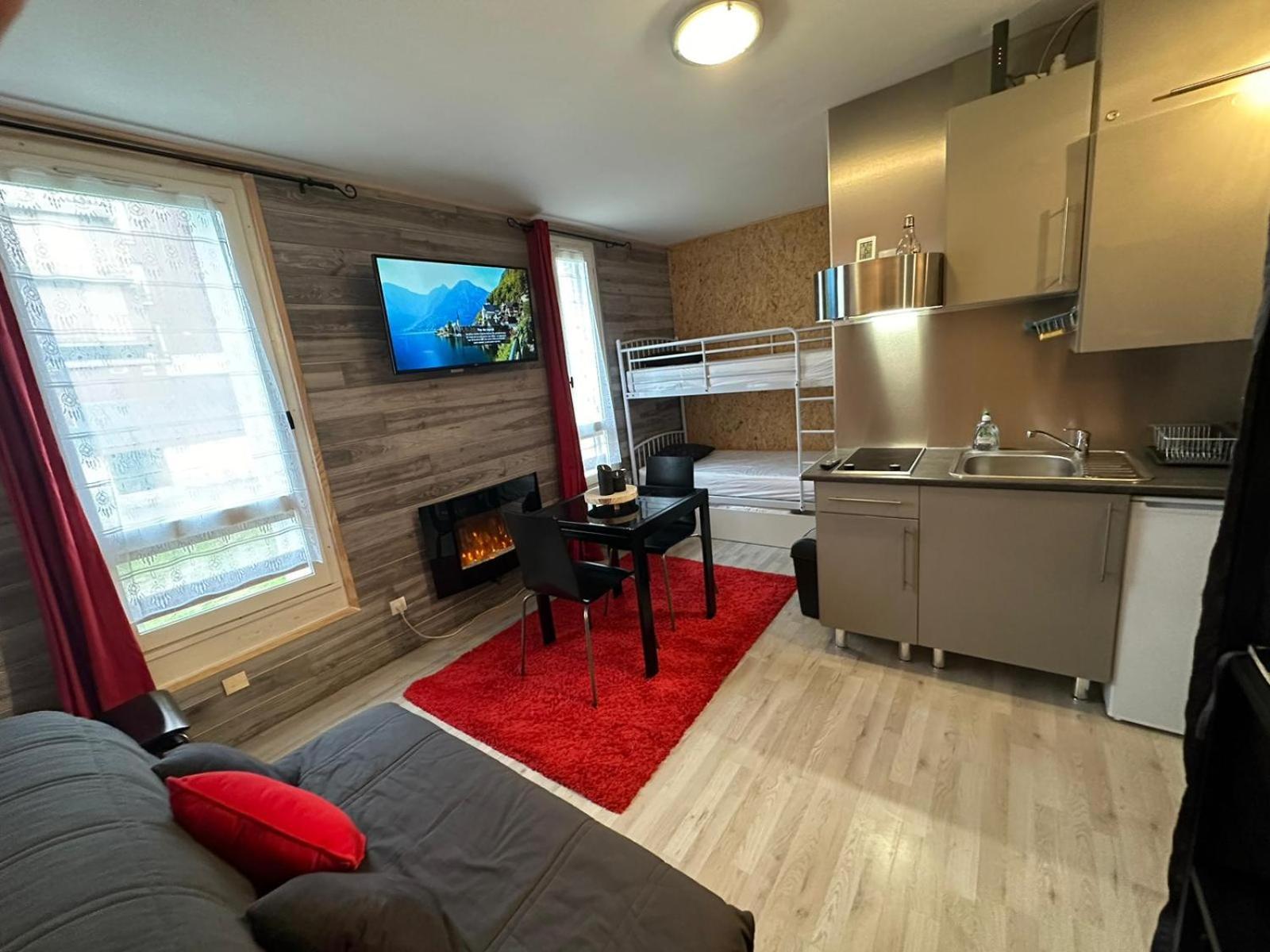 Le Chaleureux Cocon Rouge Apartamento Ustou Exterior foto